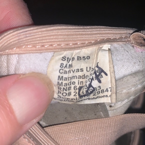 Girls Ballet shoes- Dance Wear Solutions. Size 8AM. Style B50. - Picture 4 of 4